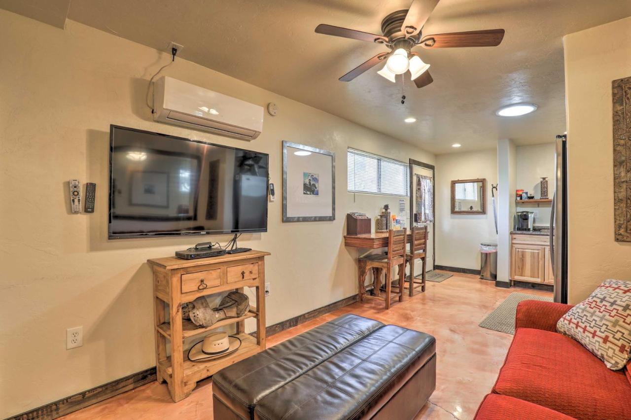 Pet-Friendly Tucson Casita Shared Hot Tub And Porch Villa Exteriör bild